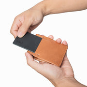 Tile Slim 2020 - Wallet Finder - Kangaroo leather wallet by Blackinkk